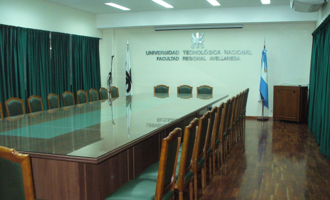 Sector gobierno y nuevas aulas UTN-FRA
